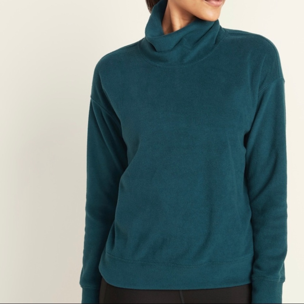 💜Old Navy green fleece funnel neck sweatshirt
